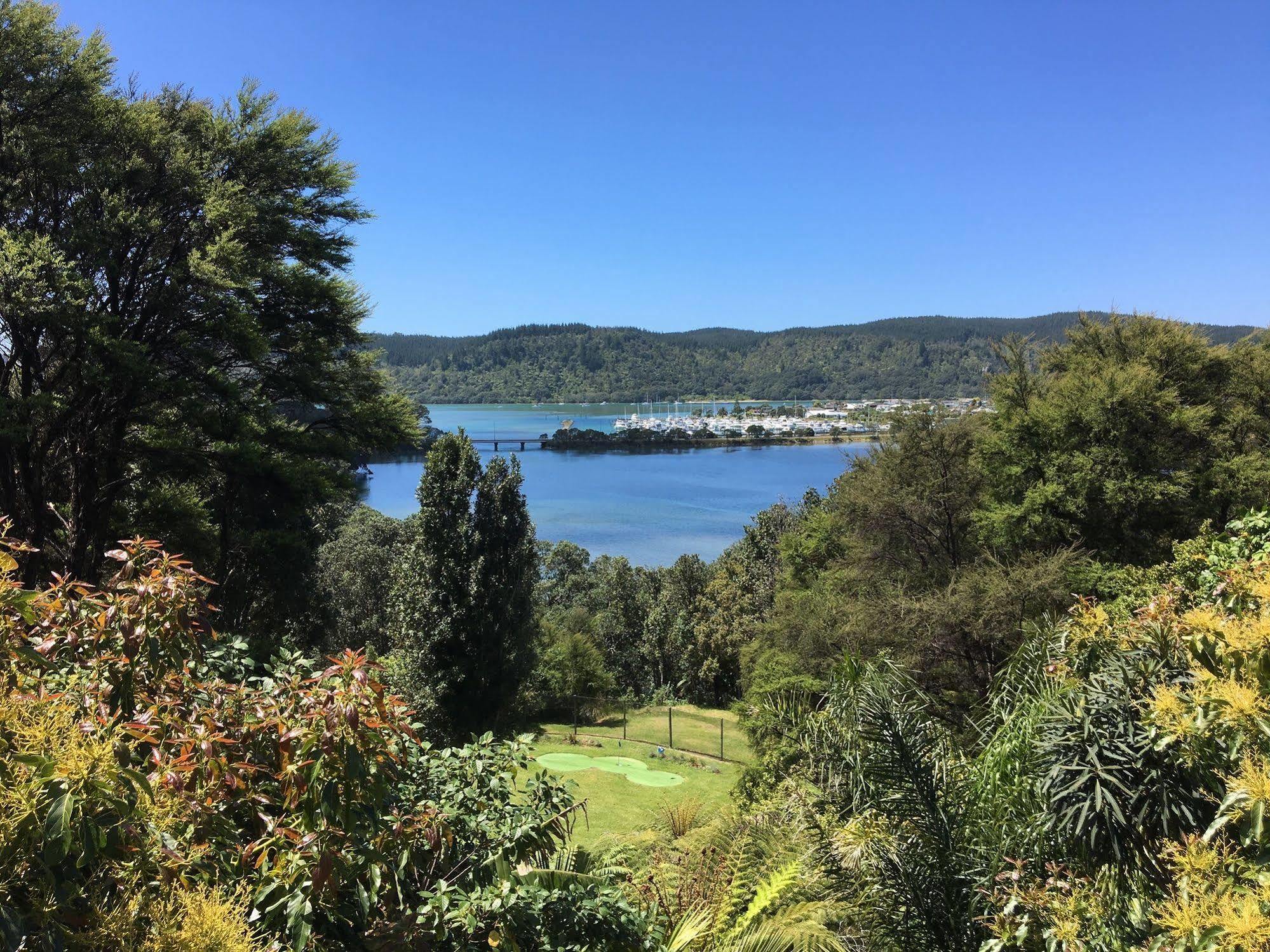 Whangamata Vistas B&B Buitenkant foto